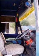バスの運転席